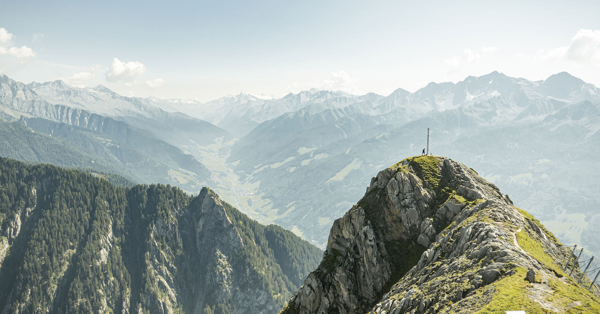 View of the South Tyrolean mountains in summer - Hotel Anewandter