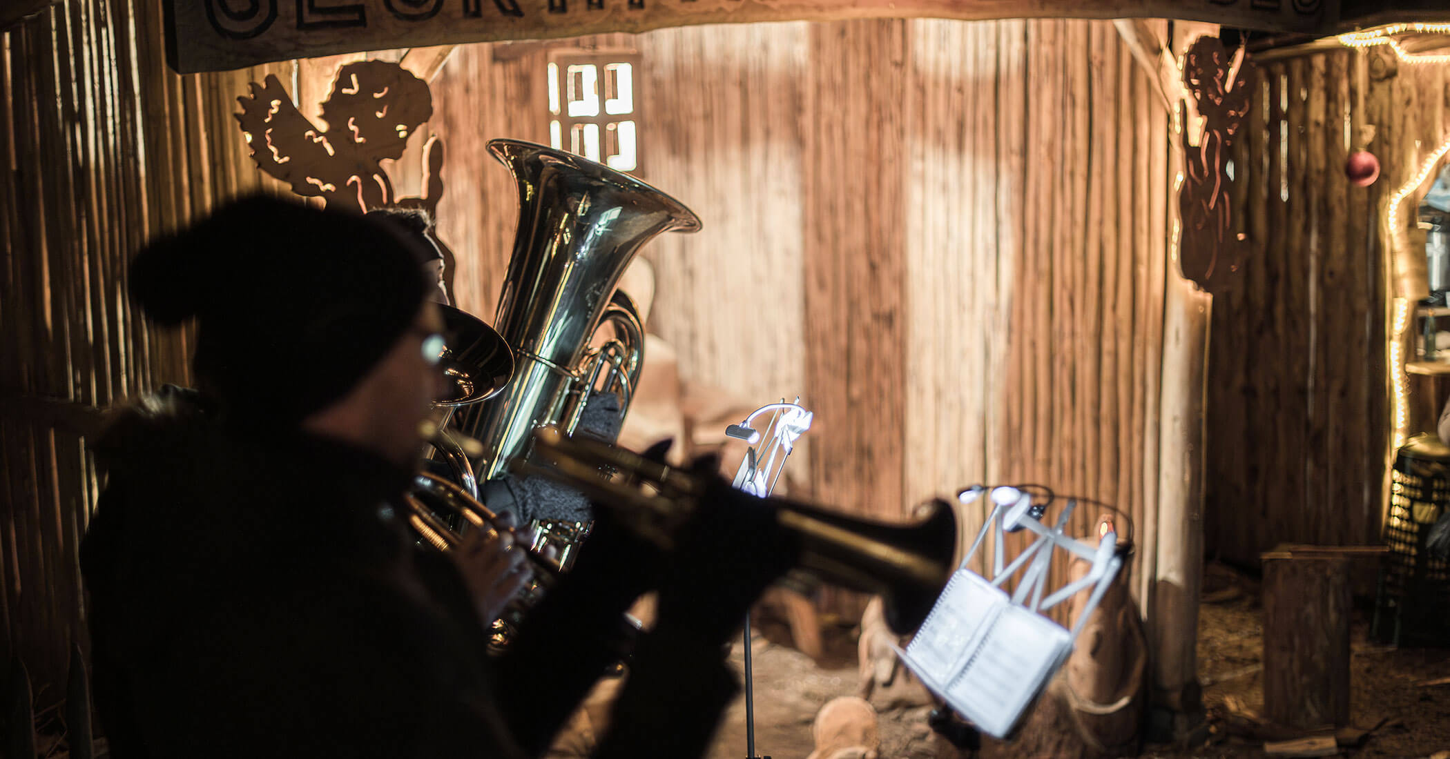 Musica bandistica al mercatino di Natale - Hotel Anewandter