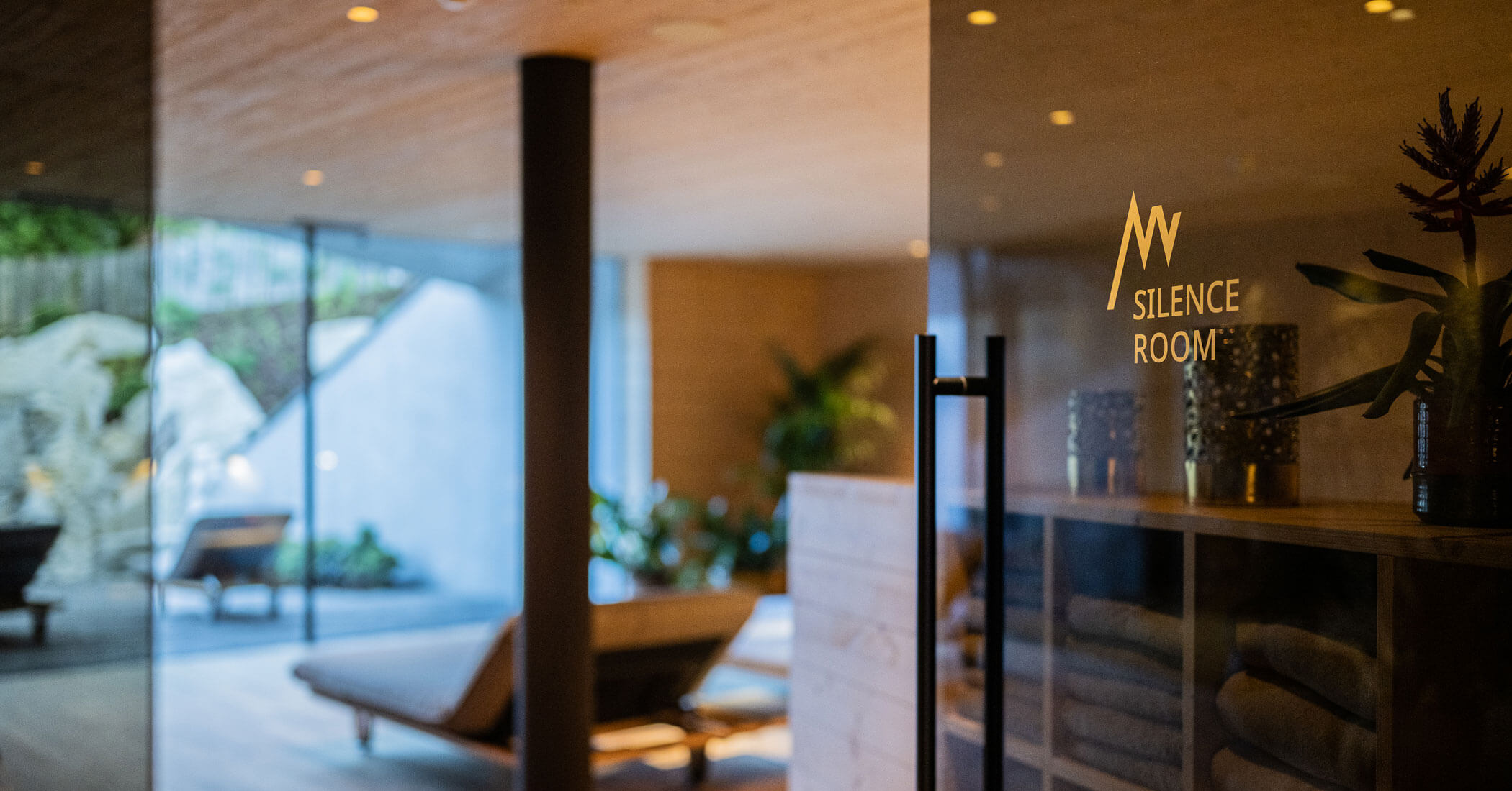 Eingangstür zum Ruhebereich - Hotel Anewandter